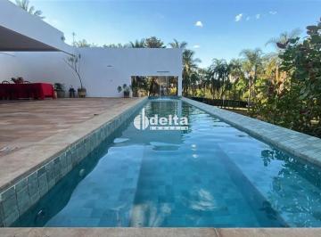 Casa · 6951m² · 8 Quartos · 4 Vagas · Casa em condomínio Morado do Sol disponível para venda no bairro Morada do Sol em Uberlândia-MG