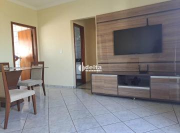 Apartamento · 81m² · 3 Quartos · 2 Vagas · Apartamento com 3 quartos sendo 1 suíte disponível para venda no bairro Santa Mônica em Uberlândia -