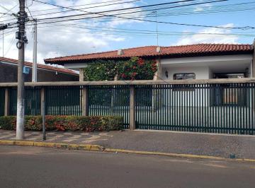 Casa · 770m² · 5 Quartos · 6 Vagas · Casa com 5 quartos, Centro, Pirassununga - R$ 1.1 mi, Cod: 5800