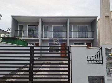 Casa · 80m² · 2 Quartos · 2 Vagas · Casa Sobrado em Potecas