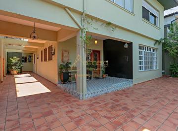 Casa · 228m² · 3 Quartos · 4 Vagas · Casa com 3 dormitórios e escritório ao lado do Parque Severo Gomes!