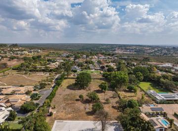 Terreno · 2500m² · Quem só vê terra, não enxerga o futuro.