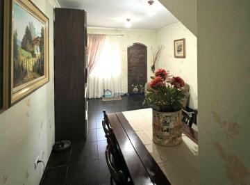 Casa · 150m² · 2 Quartos · 2 Vagas · Casa à venda, 150 m² com 2 quartos, 2 vagas e edícula