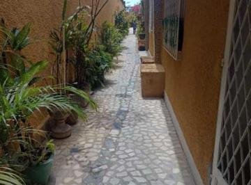 Casa · 30m² · 2 Quartos · 1 Vaga · Casa 2 quartos Varanda Vaga na garagem à venda em Madureira - Rio de Janeiro, RJ