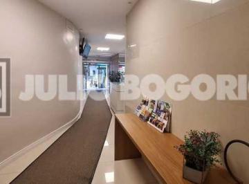 Comercial · 28m² · Sala comercial em Copacabana em ótima localização,com 28 m