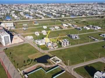 Terreno · 240m² · Terreno no Santorini com mais de 240m²