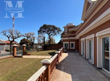 730b322fbb6a98eed265bc33e58c673a71becaa2 · CASA COMERCIAL ALTO PADRÃO - 1068 M2 DE ÁREA CONSTRUIDA - 1440 M2 - MERCES.