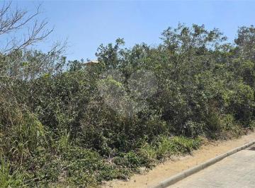 Terreno · 450m² · Terreno à venda em Caravelas - RJ
