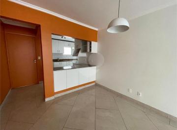 Apartamento · 70m² · 2 Quartos · 2 Vagas · Apartamento com 2 quartos à venda em Moema - SP