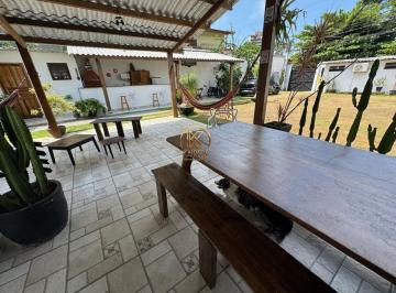 202509301842264045.jpg · Casa para Venda em Guarujá, Guaiúba, 6 dormitórios, 2 suítes, 4 banheiros, 4 vagas