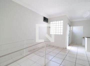 Casa · 107m² · 3 Quartos · 7 Vagas · Casa para Aluguel - Martins, 3 Quartos, 107 m2 - Uberlândia