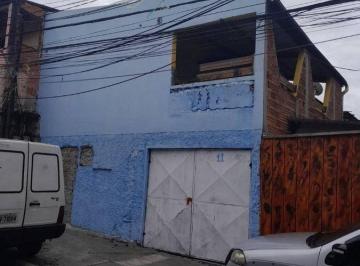 Casa · 180m² · 4 Quartos · 2 Vagas · Casa com 4 quartos à Venda, Jardim Capão Redondo - São Paulo