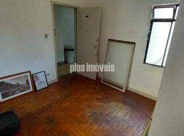 Apartamento · 66m² · 3 Quartos · Apartamento 66 m² Liberdade , 2 dormitórios precisa de reforma , sem vaga de garagem