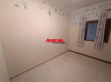 Casa · 82m² · 2 Quartos · 2 Vagas · excelente casa em ótima localização e próximo a bancos ,escola e comércio em geral