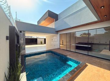 Casa · 203m² · 4 Quartos · 4 Vagas · Casa de Alto Padrão à Venda em Palmas - 4 Quartos (3 Suítes, 1 Master com Closet) com piscina