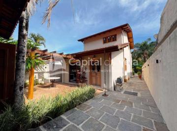 Casa · 150m² · 3 Quartos · Casa de rua : Sobrado / Residencial / Perequê