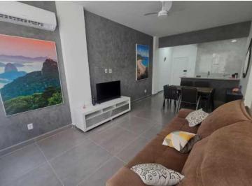 Apartamento · 120m² · 3 Quartos · Copacabana Posto 4 | 120 m² | 3 Quartos (2 Suítes) | Reformado | Silencioso