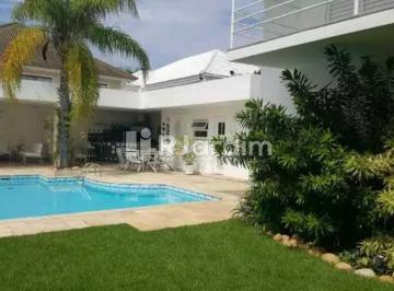 Casa · 504m² · 4 Quartos · 4 Vagas · Casa em Condomínio Crystal Lake na Barra da Tijuca | 4 Quartos | 2 Suítes | 660