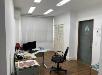 Comercial · 300m² · 1 Vaga · Conjunto de Salas  / Comercial / Centro