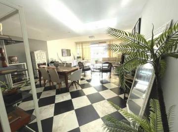 Apartamento · 225m² · 4 Quartos · 1 Vaga · Apartamento / Residencial / Copacabana