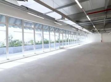 Comercial · 6500m² · Edifício Comercial de Luxo | 6.500m², Fachada em Vidro e Alta Visibilidade
