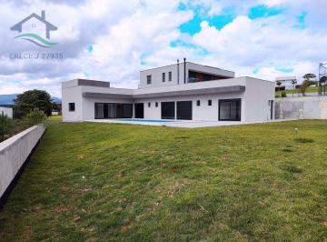 Casa · 260m² · 4 Quartos · 3 Vagas · Casa de Condomínio com 4 quartos, Represa, Piracaia - R$ 2.3 mi, Cod: 5021