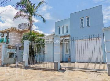 16d4a9e0 · Casa, 3 dormitórios, 166 m², em Parque da Matriz