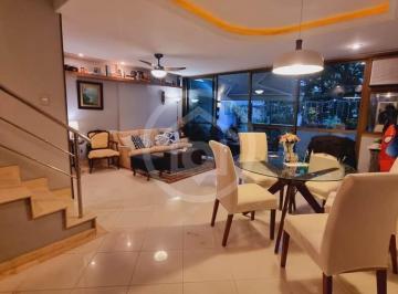 Apartamento · 261m² · 4 Quartos · 3 Vagas · Cobertura Duplex com 3 Suítes à venda no Jardim Oceânico