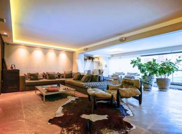 Apartamento de 3 quartos, São Paulo · Apartamento 210m² reformado — 3 suítes, 4 vagas, lazer completo