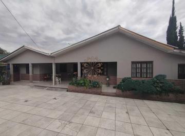 Fachada · Terreno com 3 Casas à Venda na Butiatuvinha
