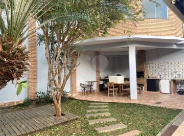 Casa de 3 quartos, São Paulo · Casa térrea no Tucuruvi, 3 dormitórios, 1 suíte, 3 banheiros e 3 vagas.