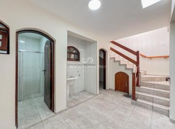 Foto 01 · Casa à venda na Vila Santa Isabel, Taubaté-SP: 3 quartos, 1 sala, 1 banheiro e vaga de garagem!