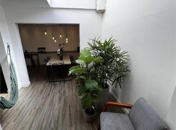 Casa de 3 quartos, São Paulo · Casa de condomínio em Santana, 3 dormitórios, 3 suítes, 4 banheiros e 2 vagas.