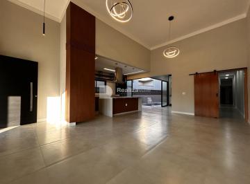 Casa · 178m² · 3 Quartos · 4 Vagas · Porteira Fechada em Planejados: Casa Térrea com 3 Dorms + Escritório e Piscina