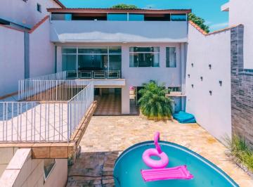 17a1dd09-932e-4133-823f-bdd79fbe04c2 · Agradável casa para venda em Vila Lúcia com 3 quartos, sendo 2 suítes, 300m²