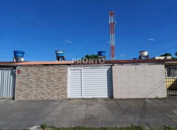 Casa de 2 quartos, Jaboatão dos Guararapes · EXCELENTE CASA COM 2 QUARTOS E 2 VAGAS DE GARAGEM EM CANDEIAS