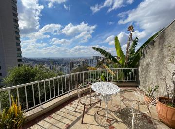 Casa de 4 quartos, Belo Horizonte · Casa com Vista Panorâmica no Alto Santa Lúcia – 4 Quartos e Espaço Gourmet