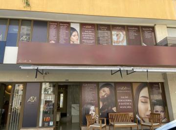 Comercial , Águas Claras · Loja + mezanino 67m², reformada, frente rua, ot. localização, Av das Araucárias