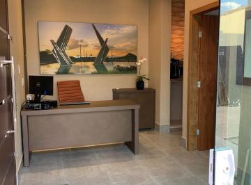 Comercial · 60m² · Vendo Belo Imóvel comercial com móveis planejados no escritório