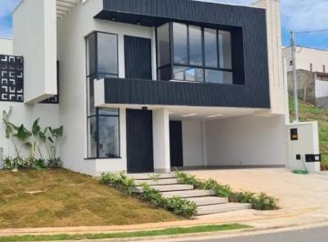 Casa · 225m² · 4 Quartos · 4 Vagas · Vendo Casa Espaçosa no Jardins Bolonha - 225m² de Conforto e Sofisticação!