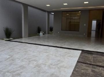 Casa · 210m² · 3 Quartos · 4 Vagas · Bela Casa localizada no Parque Amazônia