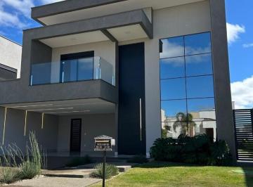 Casa · 270m² · 4 Quartos · 4 Vagas · Belíssima Casa a venda no Portal do Sol Green GO.