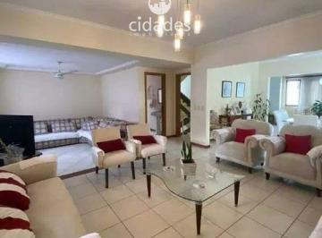 Casa · 315m² · 4 Quartos · 4 Vagas · Oportunidade! Vendo casa na Trindade