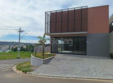 Comercial · 225m² · 3 Vagas · Salão para alugar de 225 m2 em bairro comercial em Vinhedo