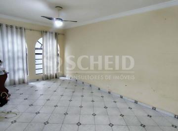 Casa · 143m² · 2 Quartos · 2 Vagas · Casa à venda com 143m², 2 Quartos, 2 suítes, edícula, 5 banheiros, 2 vagas em Santo Amaro.