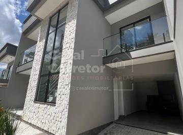Casa · 157m² · 3 Quartos · 1 Vaga · ENCANTADORA CASA DE 3 DORMITÓRIOS SENDO 1 SUÍTE