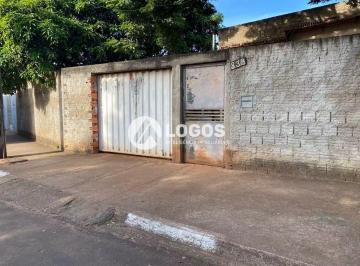 Terreno · 461m² · Terreno com mais de 450m² plano, à venda em Passos/MG