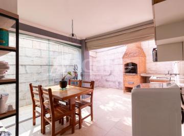 Casa · 132m² · 3 Quartos · 4 Vagas · Casa á Venda na Vila Prudente com 132m², 3 quartos sendo 1 suíte, 4 vagas.