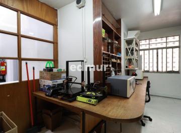 Casa · 144m² · 6 Quartos · Casa à venda - no Centro