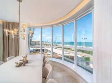 Apartamento · 204m² · 4 Quartos · 2 Vagas · APARTAMENTO MOBILIADO E EQUIPADO NO EDIFÍCIO QUINTAS DO ARPOADOR!